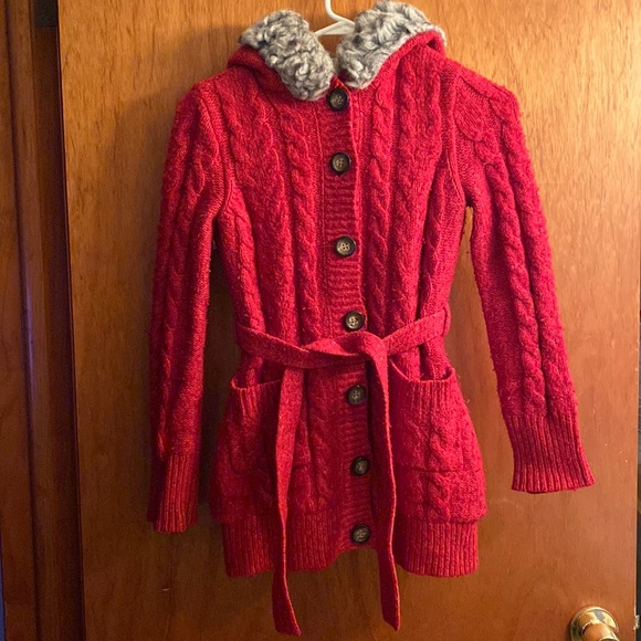 Aeropostale Cable Knit Faux Fur Hood Red Button Down Cardigan w/ Waist Tie - Picture 1 of 5